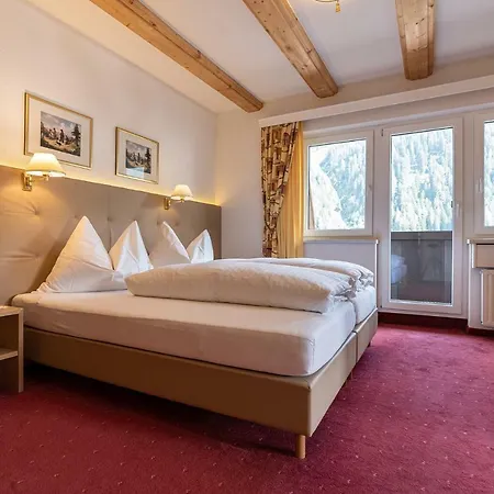 Sonnenheim 4* Санкт-Антон-ам-Арльберг